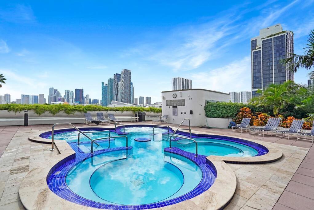 Enchanted! Miami Skyline & Water Views Apartment Екстериор снимка